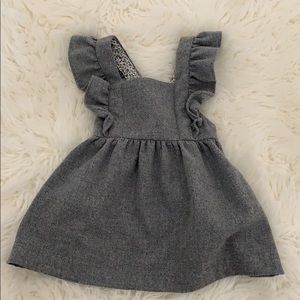 Gorgeous gray Zara ruffle jumper!